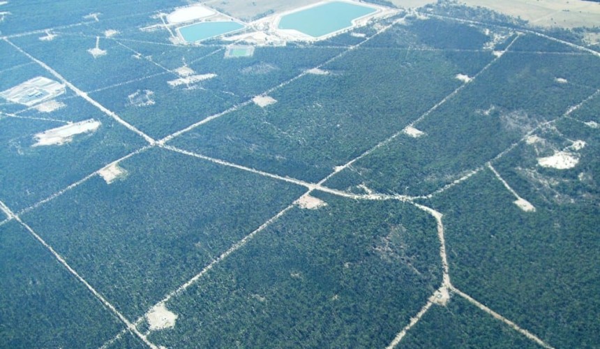 Fracking policies are wildly inconsistent across Australia, from gung-ho development to total bans