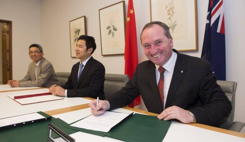 Aust signs breakthrough livex deal with China