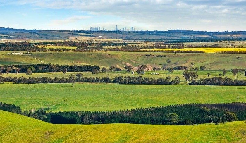 Glengarry/Fairfield offers rare grazing package within sight of Melbourne’s CBD