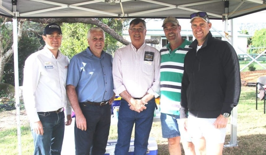 Dectomax competition winner scores lunch with cricket legend Matthew Hayden