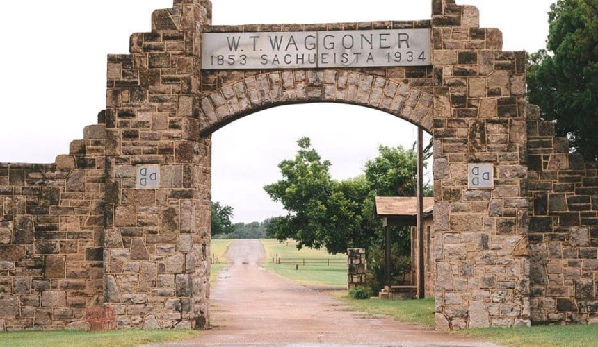 Property: US billionaire buys Texas mega-ranch listed for $725m