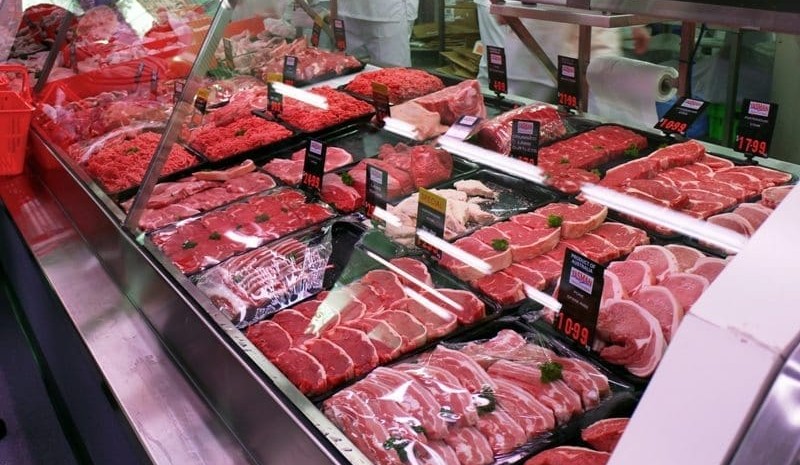Wholesale trade: Record low chicken prices make it tough-going for beef