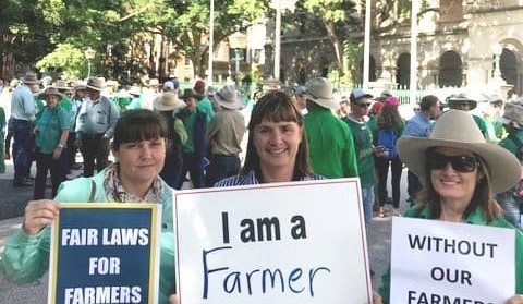 Thousands rally in Brisbane to demand fair laws for farmers + VIDEO