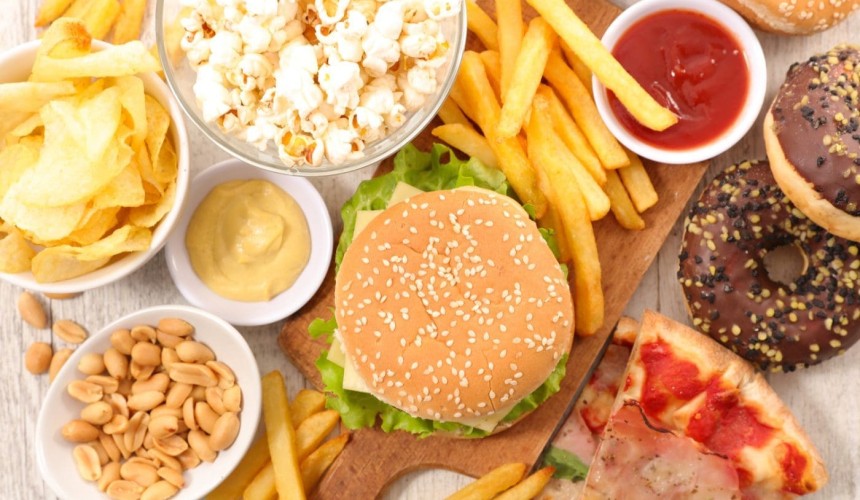 Qld bans ‘junk food’ ads