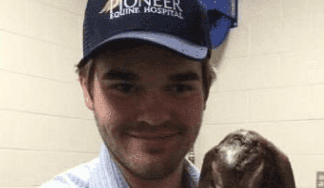 Qld vet named as one of two Australians missing at sea