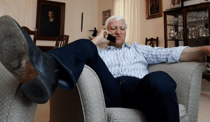 Twiggy applauded for RM Williams ‘buy back’