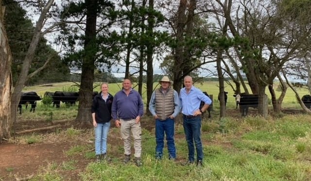 Certified grassfed producer claims Woolies’ Supplier of the Year award