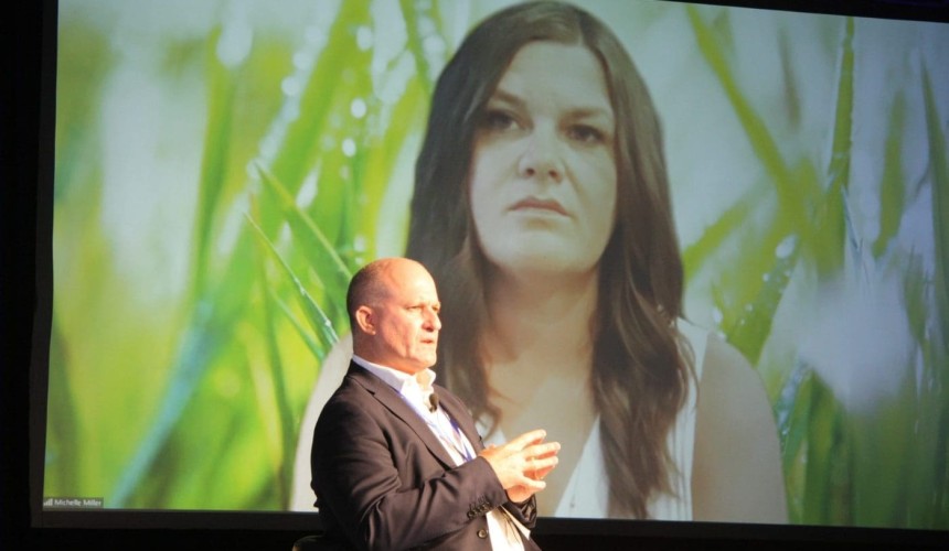 Beef 2021: Farm Babe fires hope for proactive communication