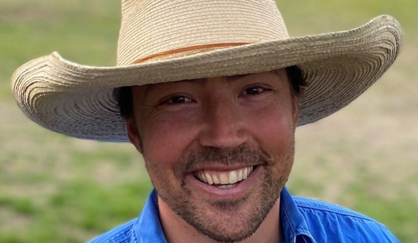 Wagyu breeder claims top agri-award for young stakeholders