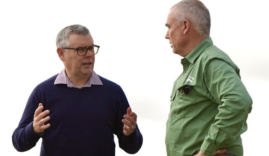 Biosecurity top of mind as Murray Watt plans Indonesia visit