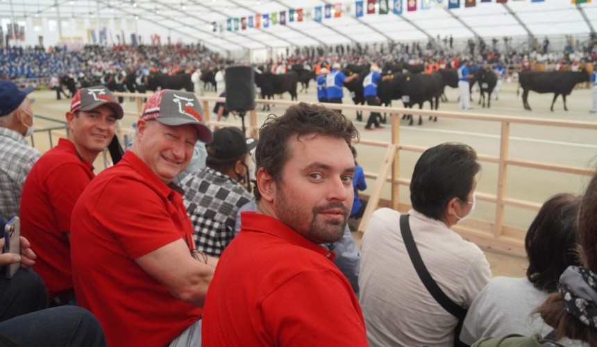 Welcome to Zenkyo, Japan’s famous ‘Wagyu Cattle Olympics’ + PICTURES