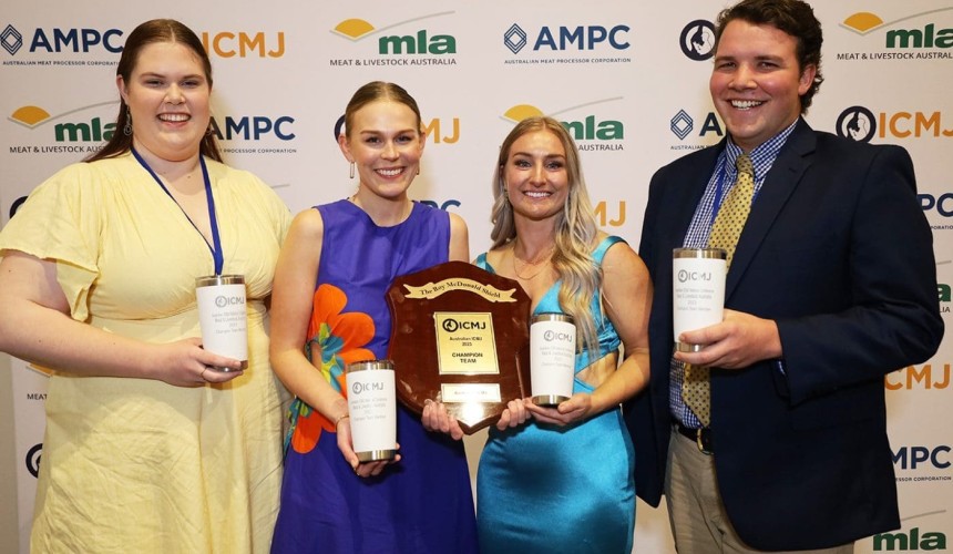 UNE, UQ students top intercollegiate meat judging competition in Wagga