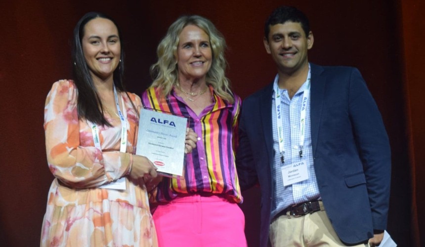 Stockyard’s school education program recognised with community hero award
