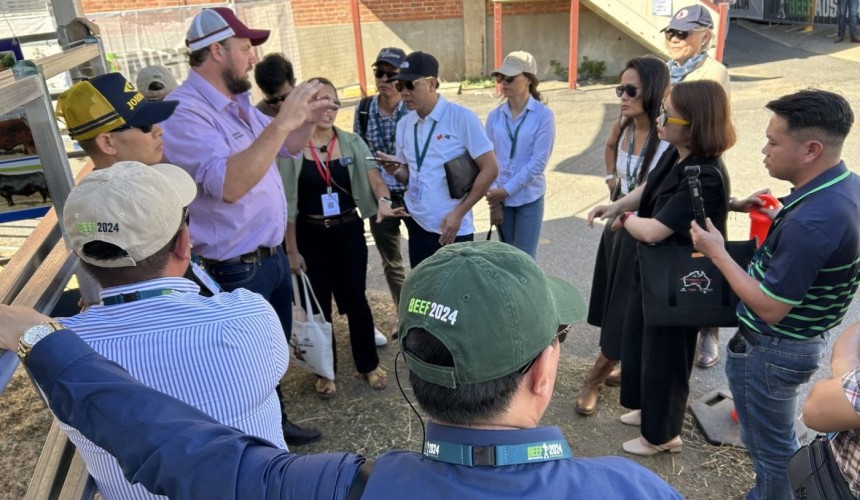 Vietnamese trade delegation soaks up knowledge at Beef 2024