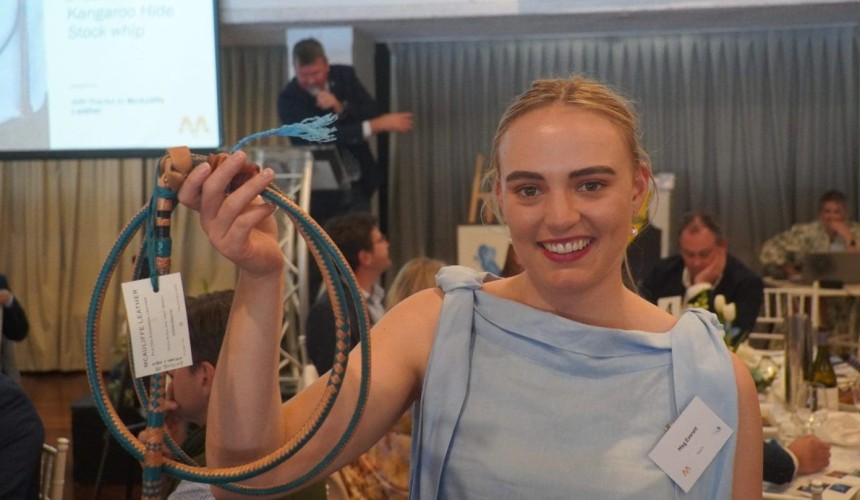 Industry forks out incredible $191,000 for worthy Dolly’s Dream cause
