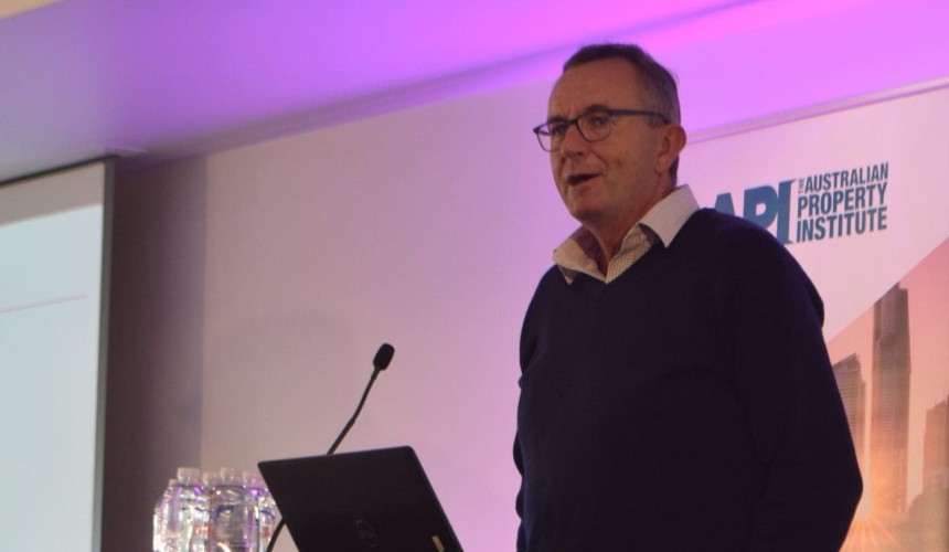 Carbon, interest rates and insurance on topic at valuers conference + PICS