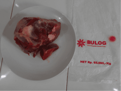 Photo – 1kg frozen Indian buffalo beef purchased Jakarta 6th September 2016.