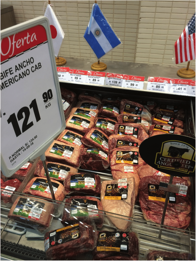 Photo from Bruce Wallner of a Lima supermarket.